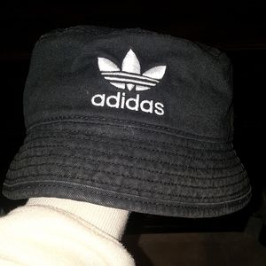Adidas Trefoil Bucket Hat